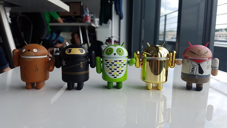 1707523276 327 Samsung galaxy s7 vs s7 edge What8217s the difference and Samsung galaxy s7 vs s7 edge, What’s the difference and which phone is better?