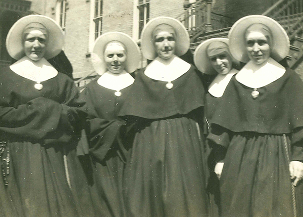 cross sisters Holy Cross Sisters` School online Application, Courses, fees, Contacts